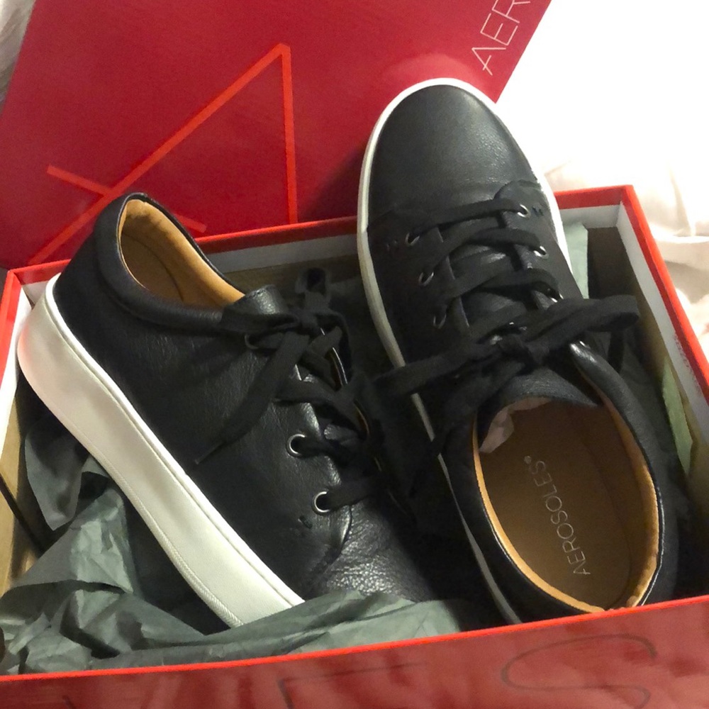 COPY - COPY - Aerosols black leather sneaker lace